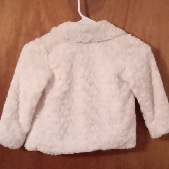 Coat - Picture 3 of 4